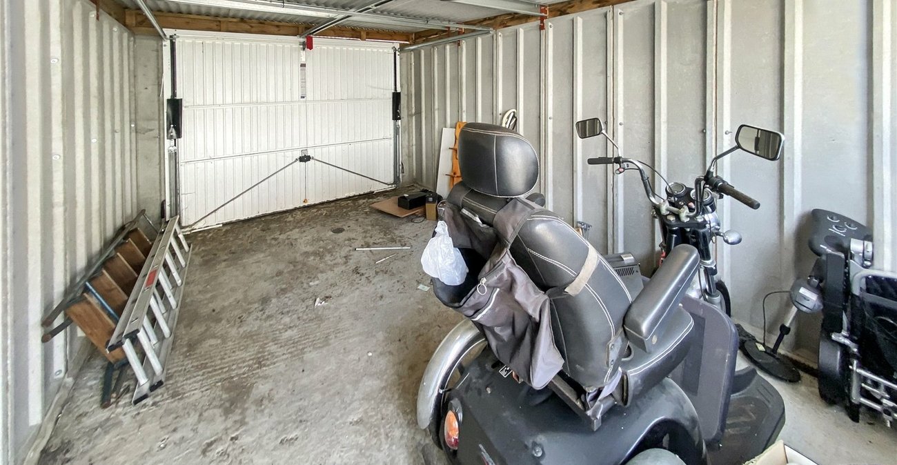 3 bedroom house for sale in Sidcup | Robinson Jackson