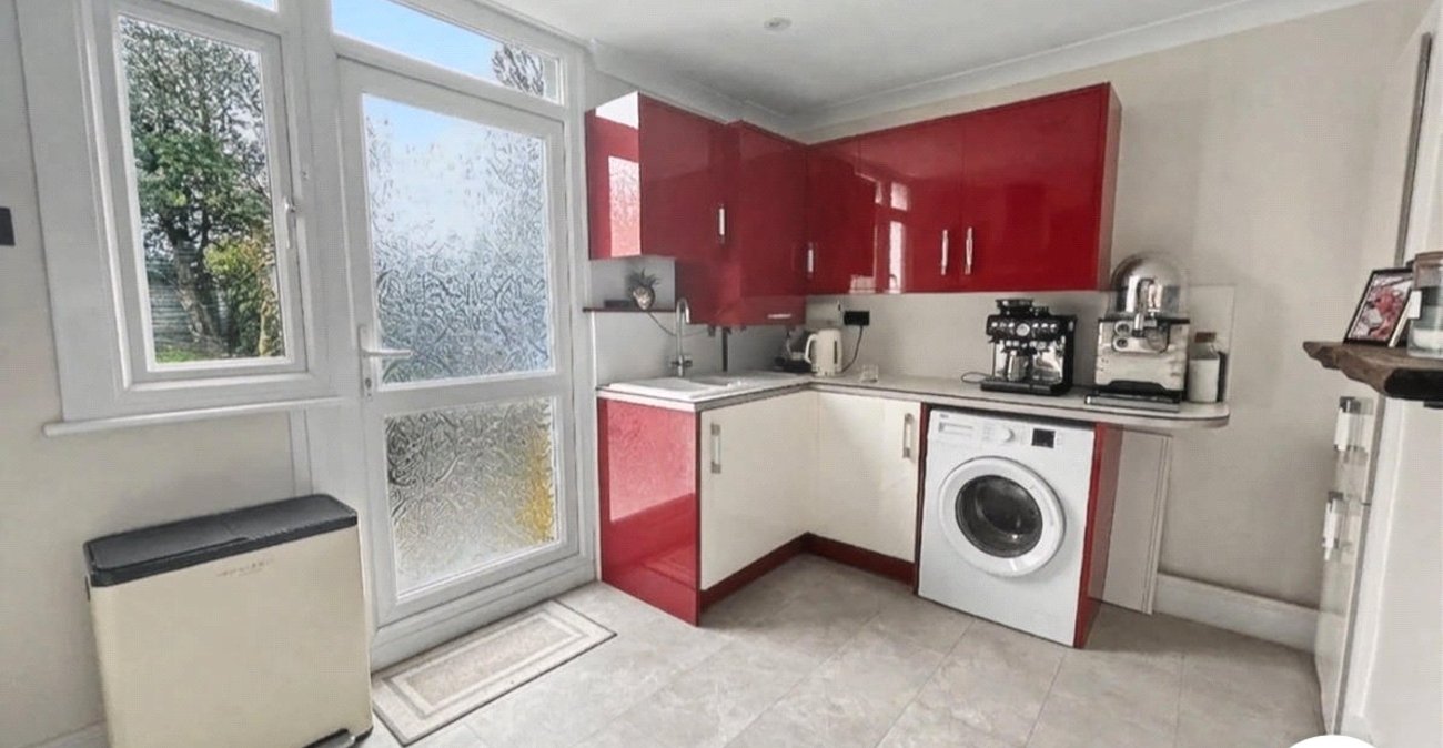 2 bedroom house for sale in Sidcup | Robinson Jackson
