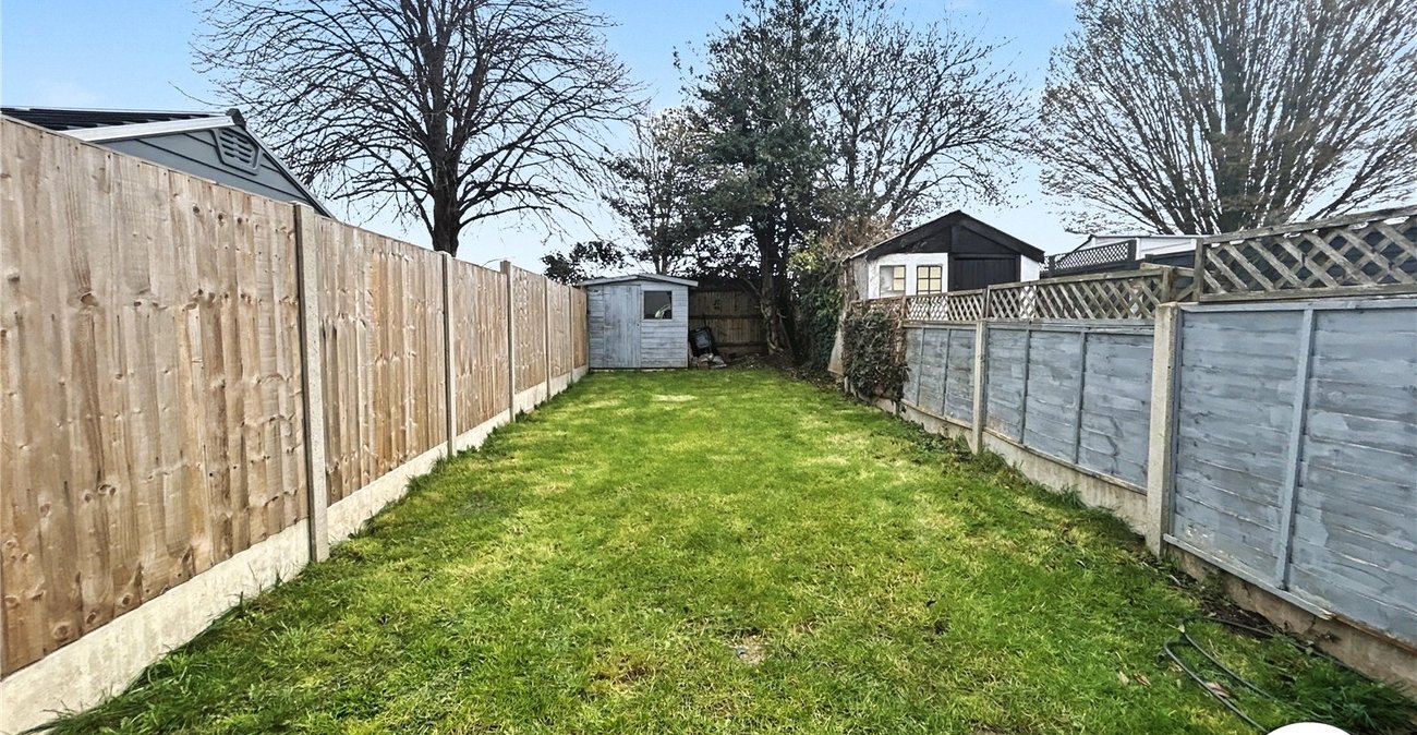 2 bedroom house for sale in Sidcup | Robinson Jackson