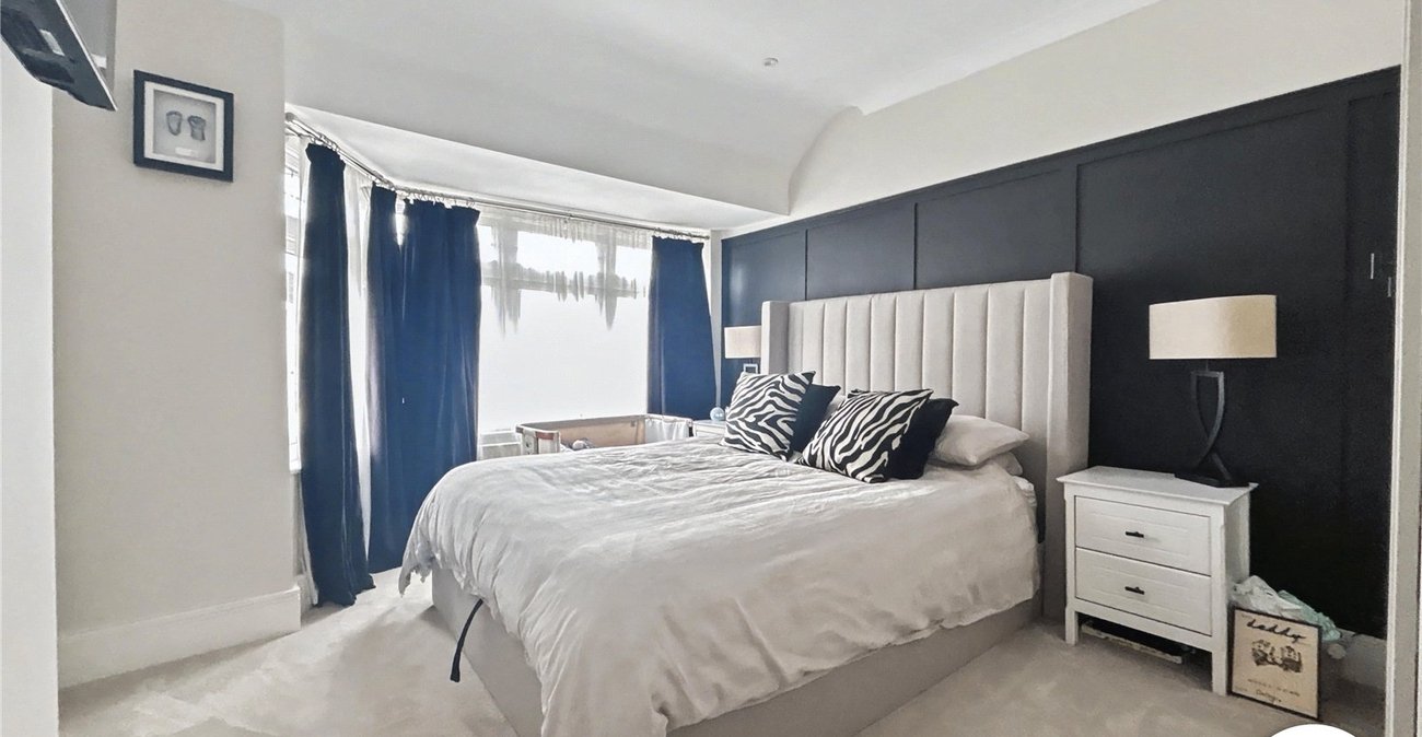 2 bedroom house for sale in Sidcup | Robinson Jackson