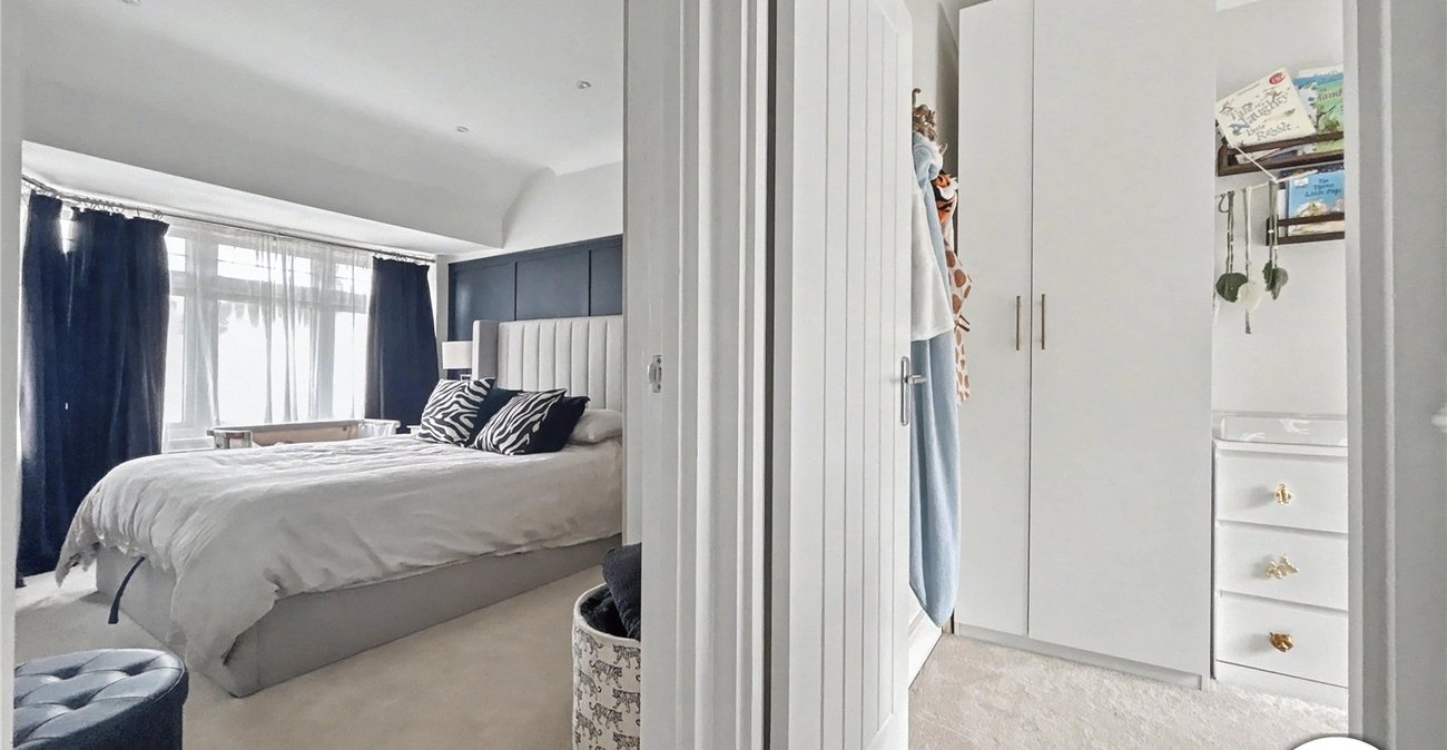 2 bedroom house for sale in Sidcup | Robinson Jackson