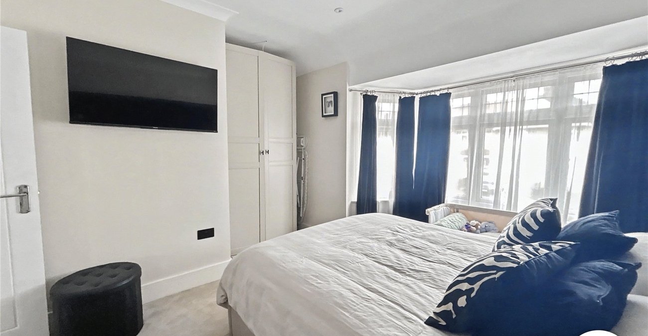 2 bedroom house for sale in Sidcup | Robinson Jackson