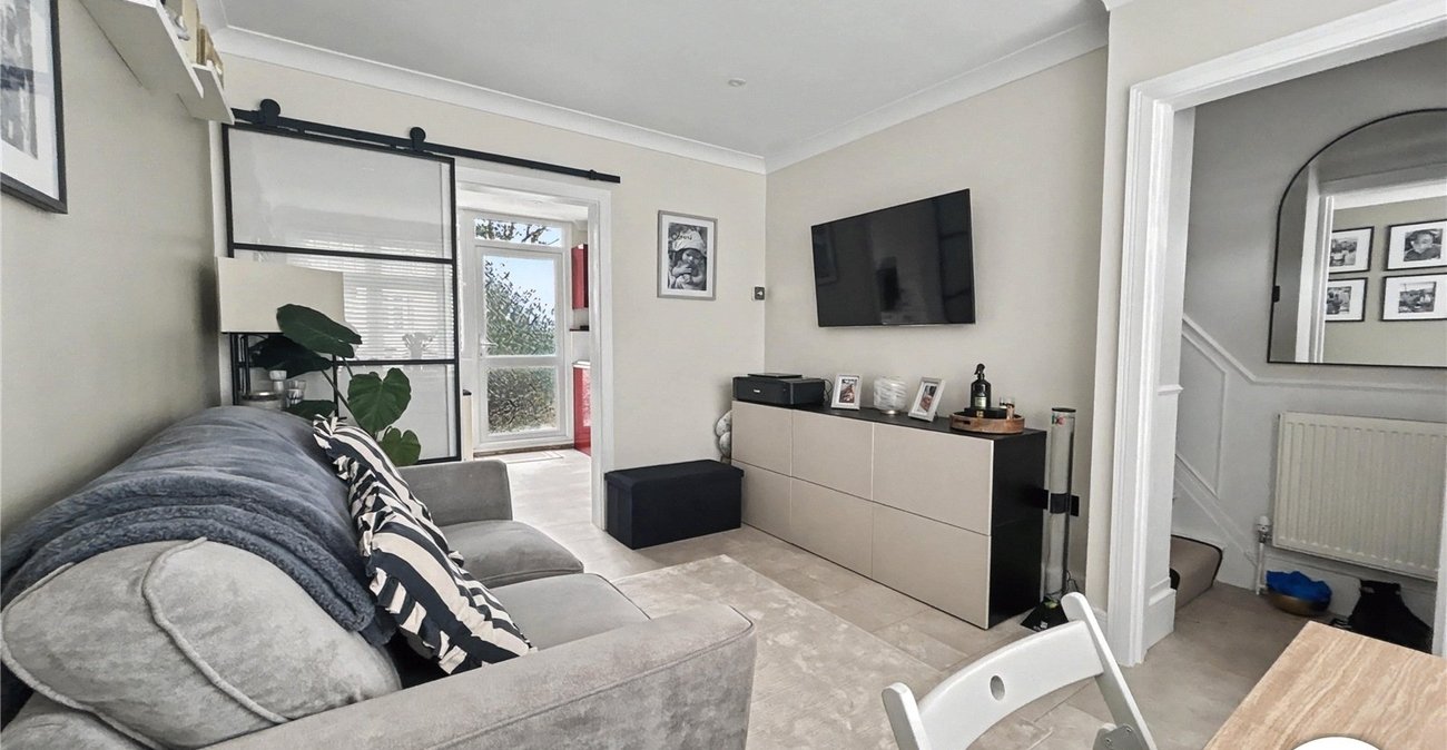 2 bedroom house for sale in Sidcup | Robinson Jackson