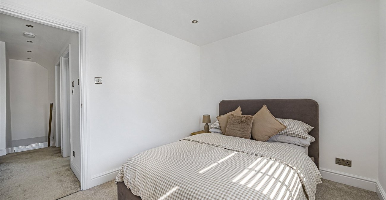 4 bedroom house for sale in Sidcup | Robinson Jackson