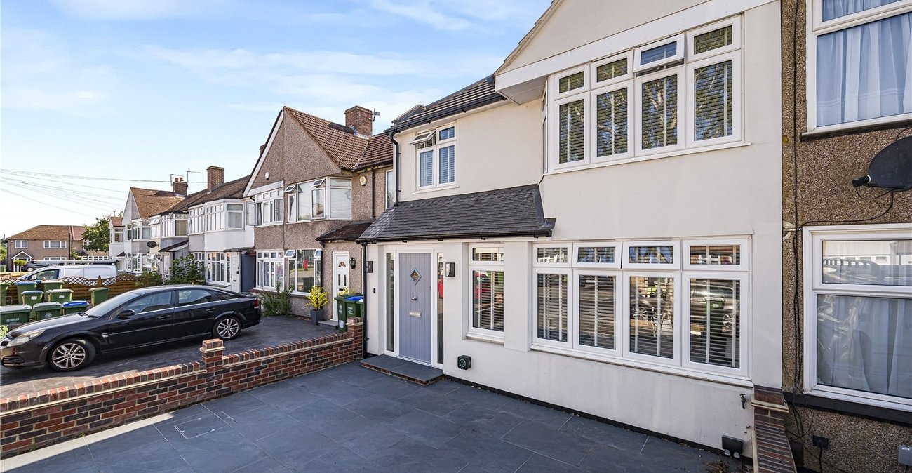 4 bedroom house for sale in Sidcup | Robinson Jackson