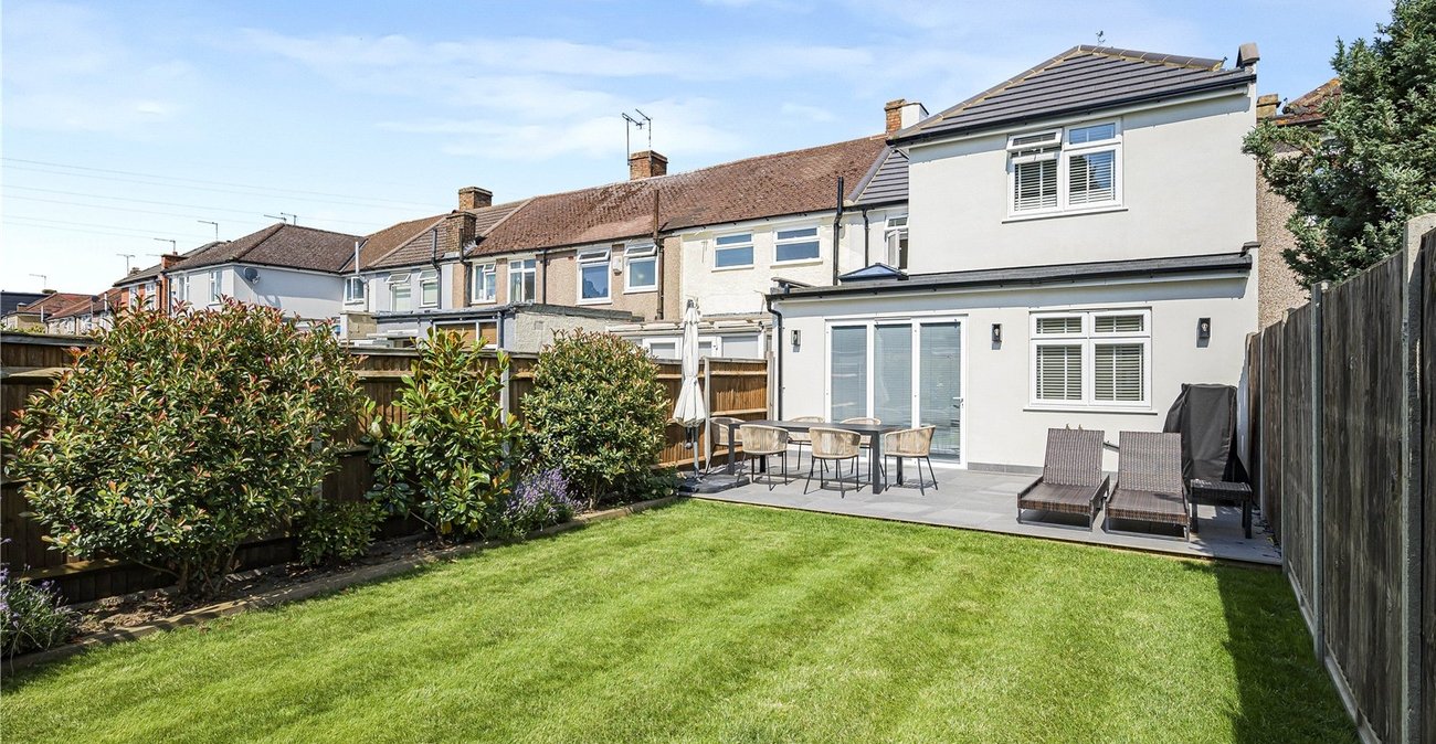 4 bedroom house for sale in Sidcup | Robinson Jackson