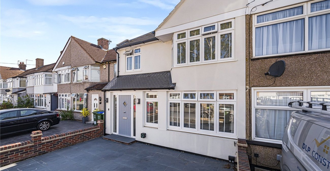 4 bedroom house for sale in Sidcup | Robinson Jackson