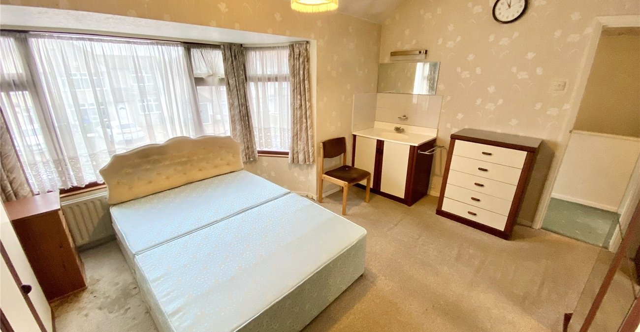 3 bedroom house for sale in Sidcup | Robinson Jackson