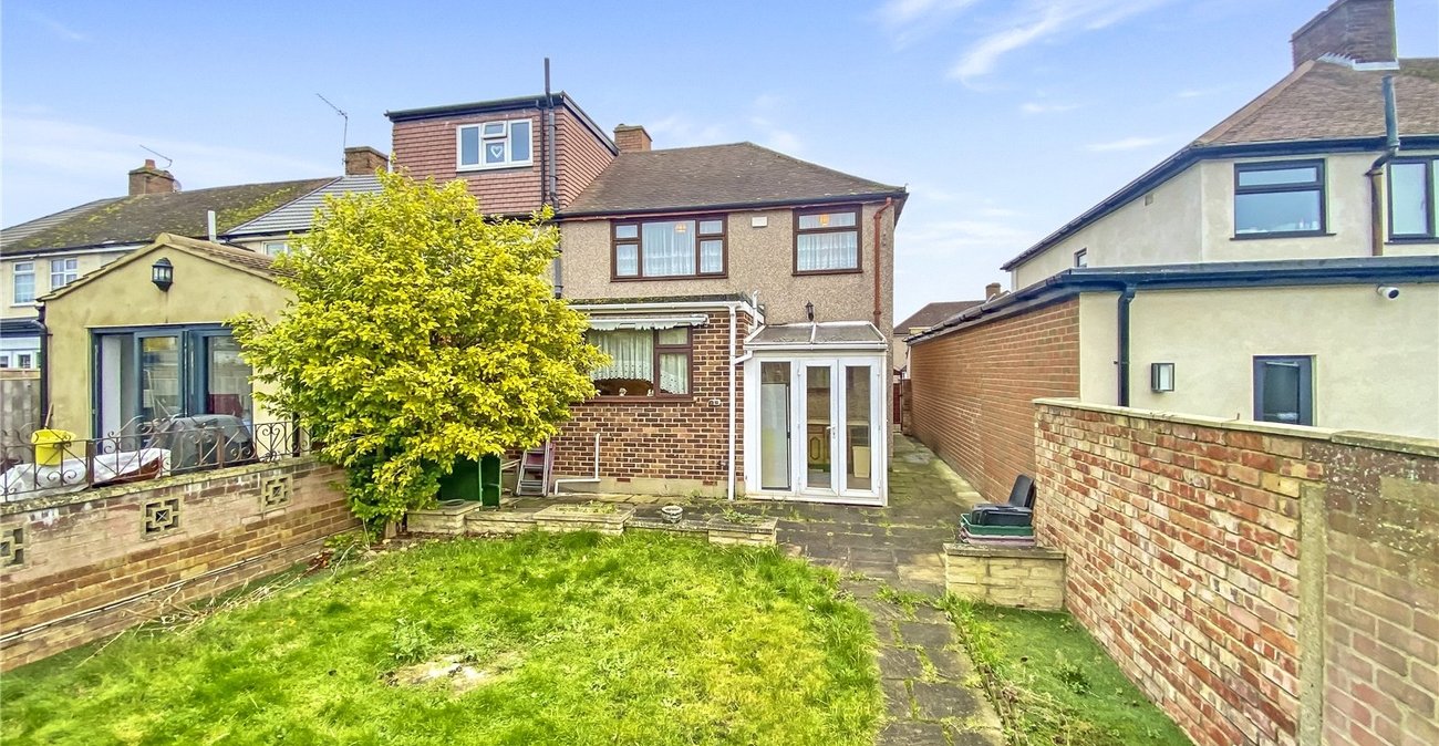3 bedroom house for sale in Sidcup | Robinson Jackson