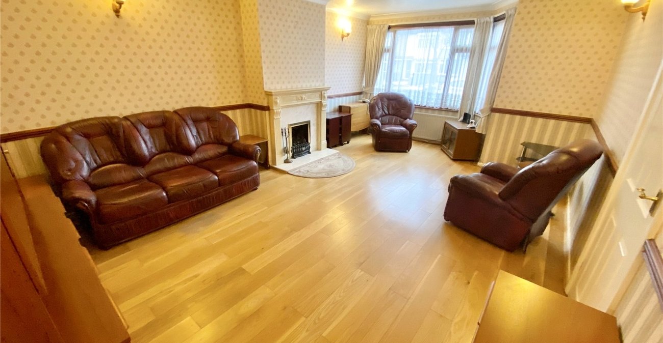 3 bedroom house for sale in Sidcup | Robinson Jackson