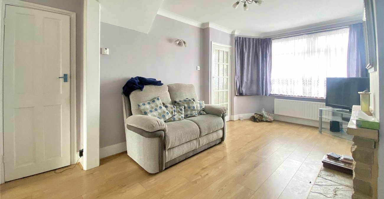 2 bedroom house for sale in Sidcup | Robinson Jackson