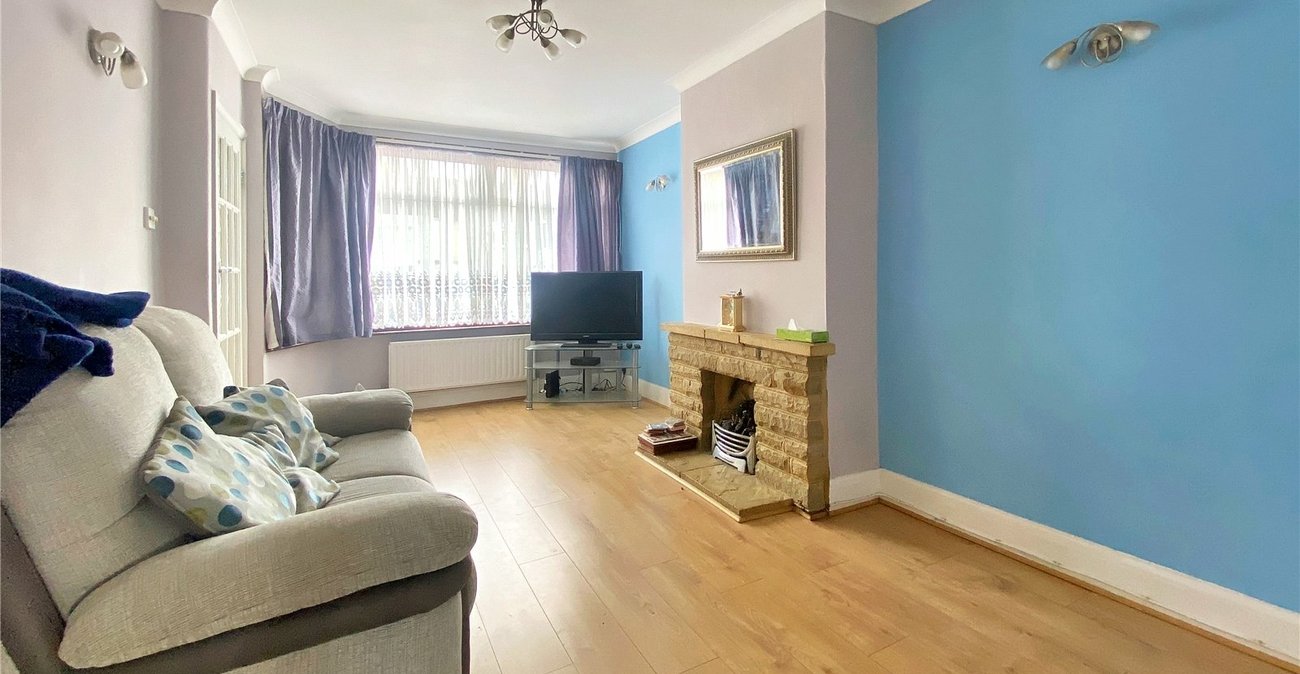 2 bedroom house for sale in Sidcup | Robinson Jackson