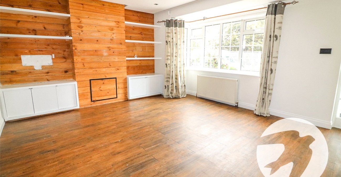 3 bedroom house for sale in Erith | Robinson Jackson