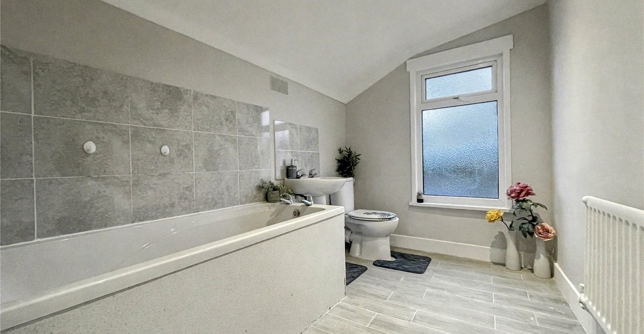 2 bedroom house for sale in Gillingham | Robinson Michael & Jackson