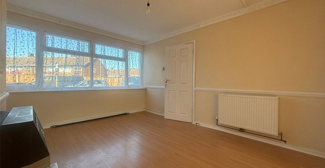 3 bedroom house for sale in Northfleet | Robinson Michael & Jackson