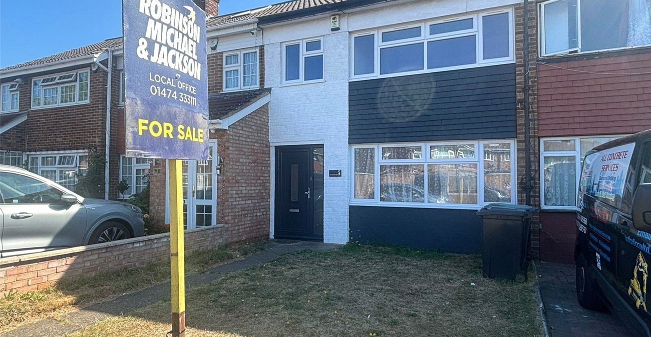 3 bedroom house for sale in Northfleet | Robinson Michael & Jackson