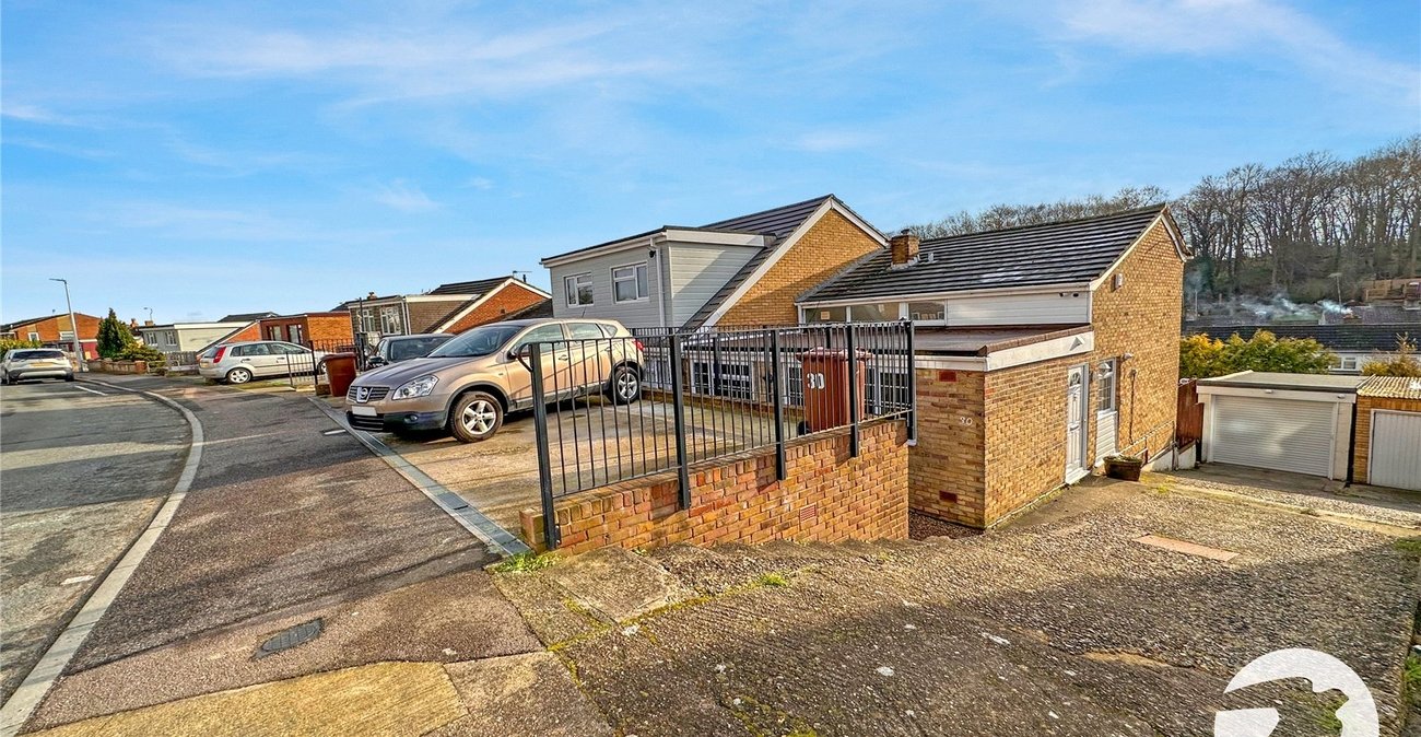 2 bedroom house for sale in Rochester | Robinson Michael & Jackson