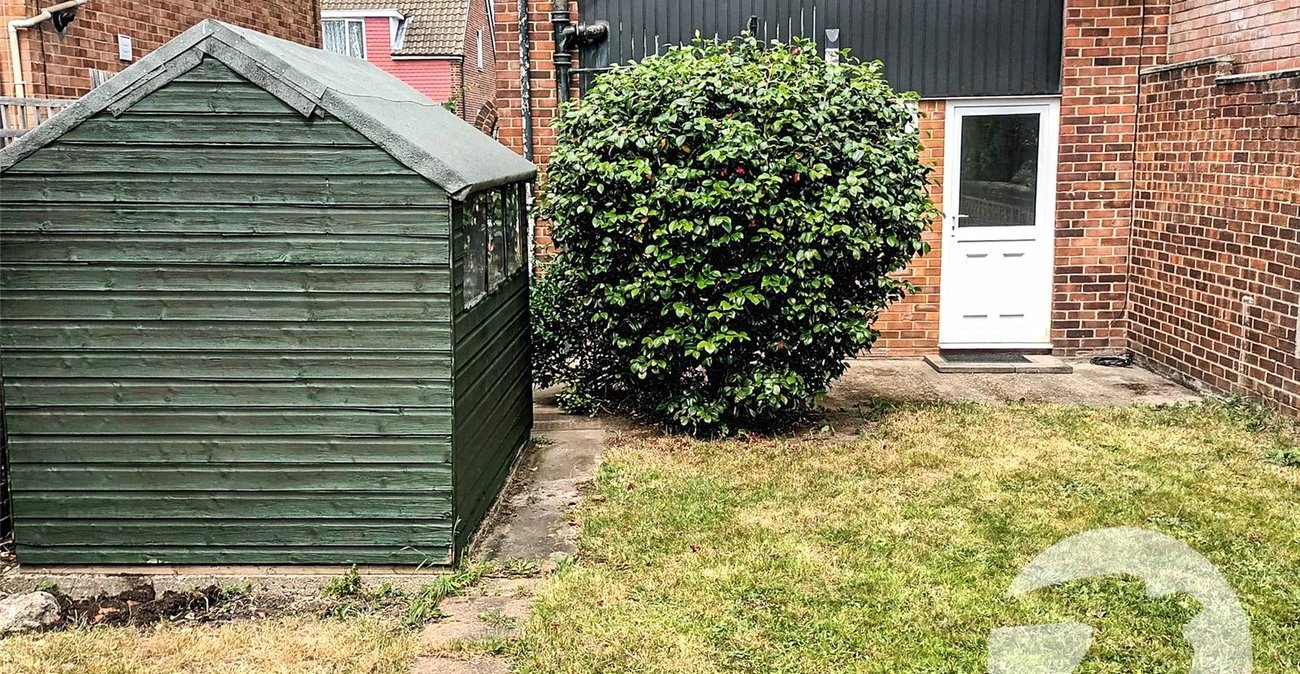 3 bedroom house for sale in Erith | Robinson Jackson