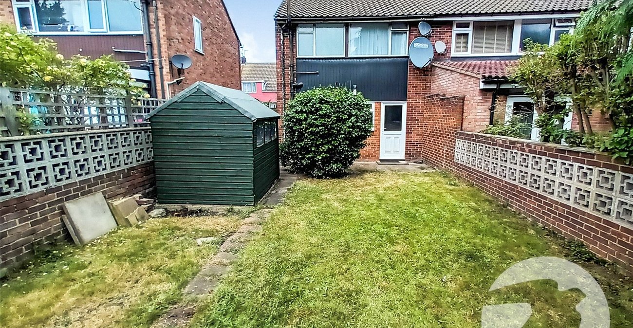 3 bedroom house for sale in Erith | Robinson Jackson