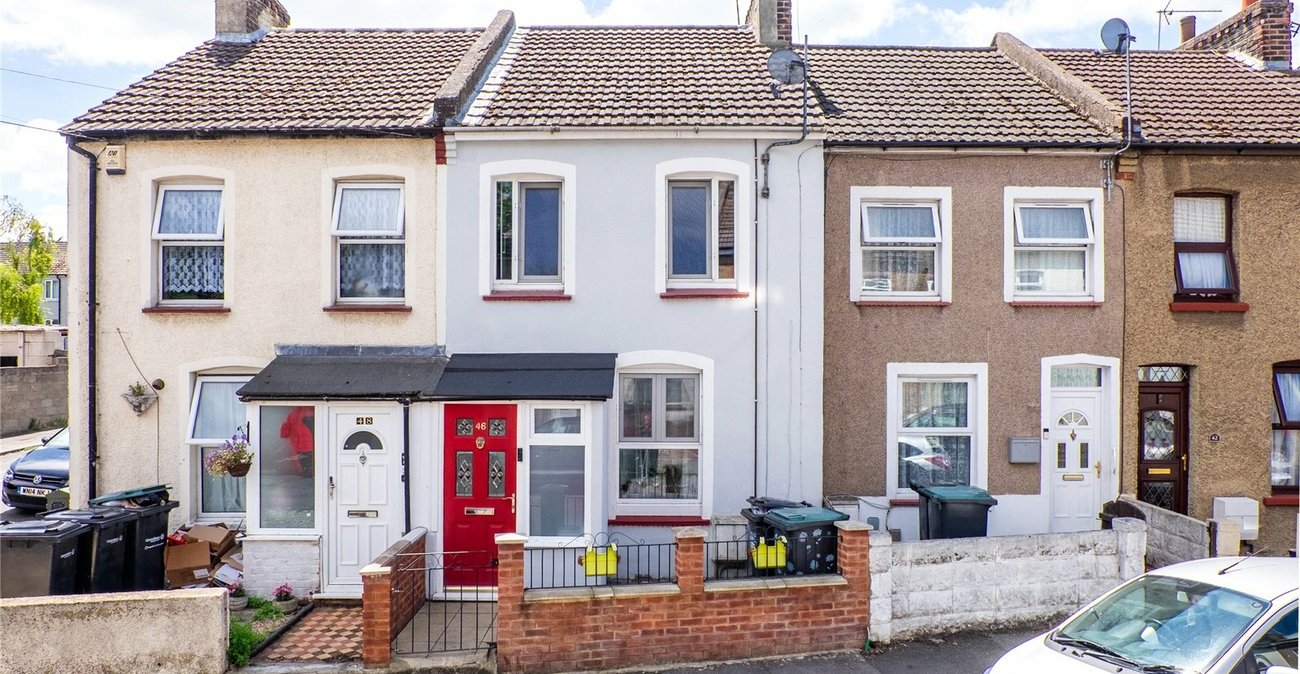 2 bedroom house for sale in Gravesend | Robinson Michael & Jackson
