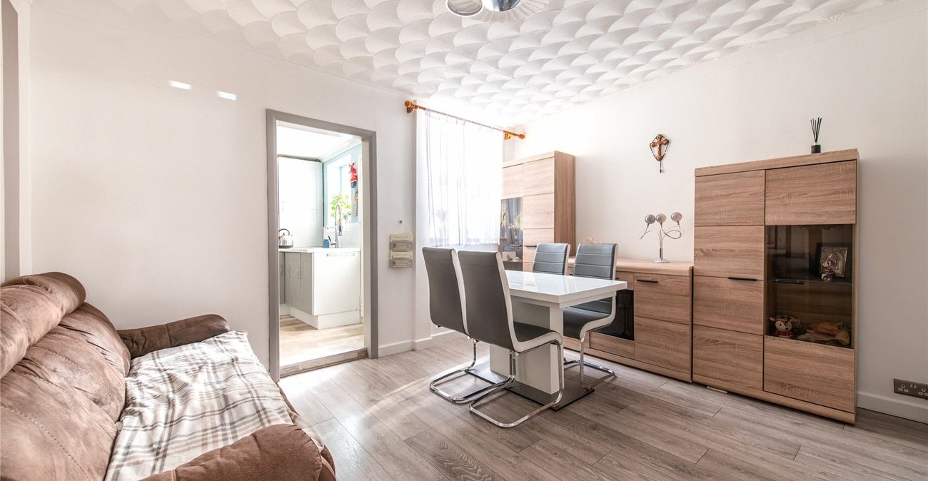 2 bedroom house for sale in Gravesend | Robinson Michael & Jackson