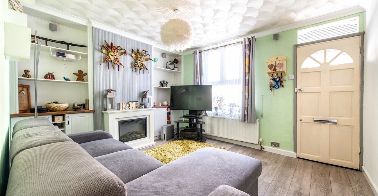 2 bedroom house for sale in Gravesend | Robinson Michael & Jackson