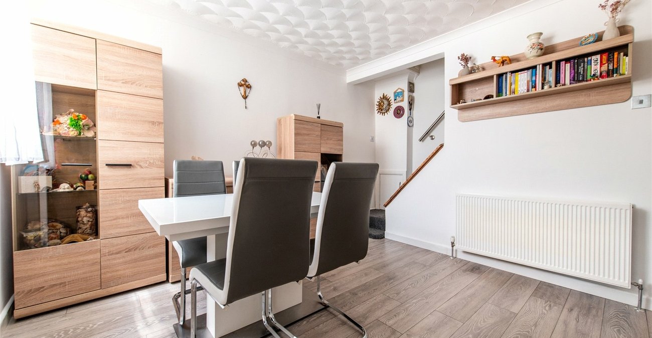 2 bedroom house for sale in Gravesend | Robinson Michael & Jackson