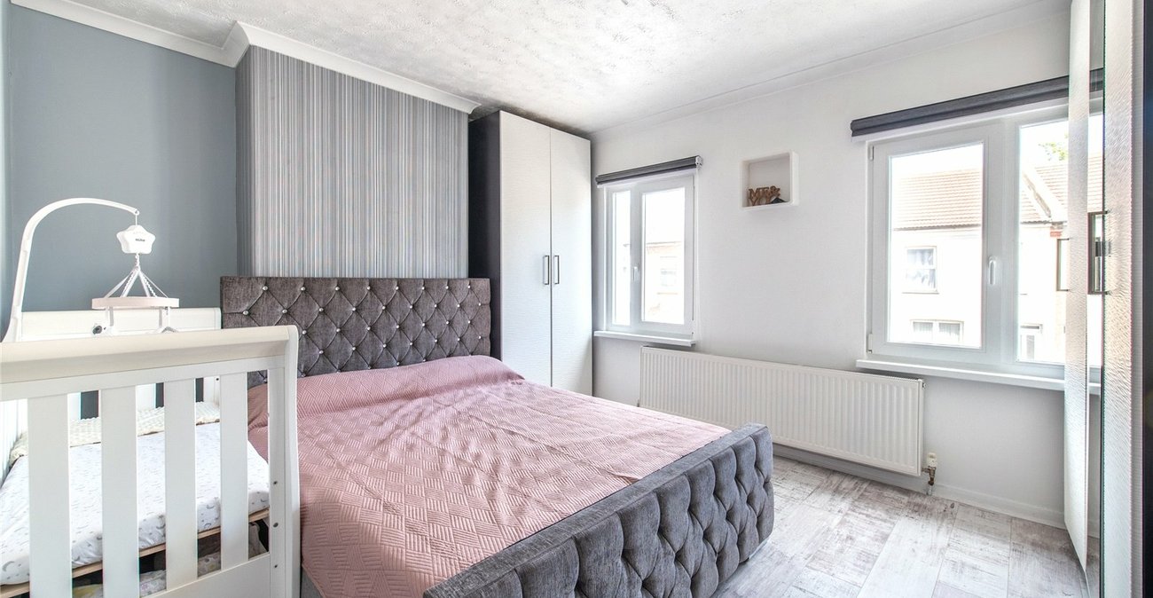 2 bedroom house for sale in Gravesend | Robinson Michael & Jackson