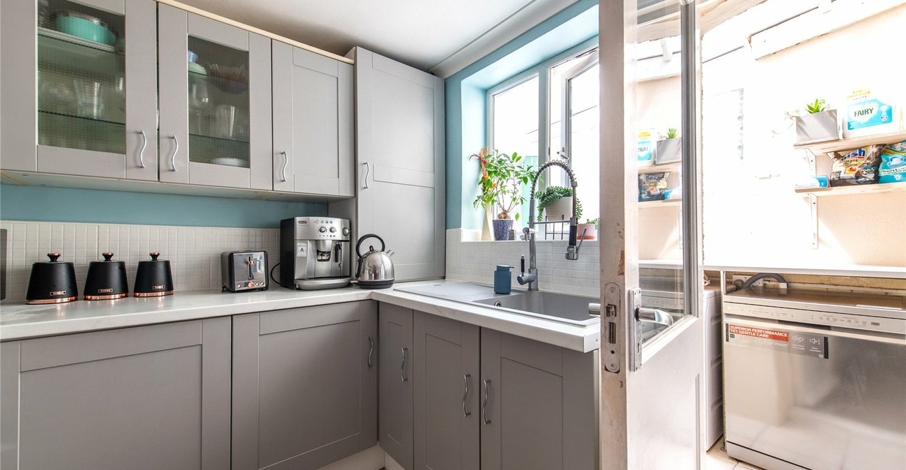 2 bedroom house for sale in Gravesend | Robinson Michael & Jackson