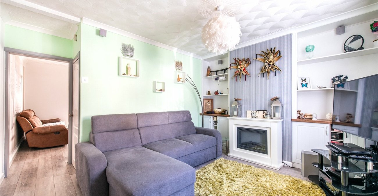 2 bedroom house for sale in Gravesend | Robinson Michael & Jackson