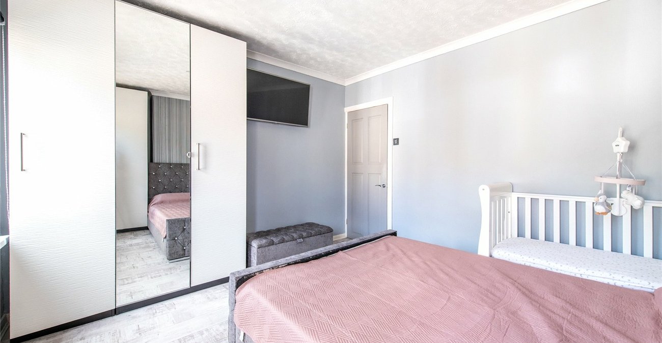 2 bedroom house for sale in Gravesend | Robinson Michael & Jackson