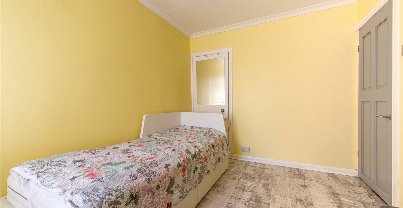 2 bedroom house for sale in Gravesend | Robinson Michael & Jackson