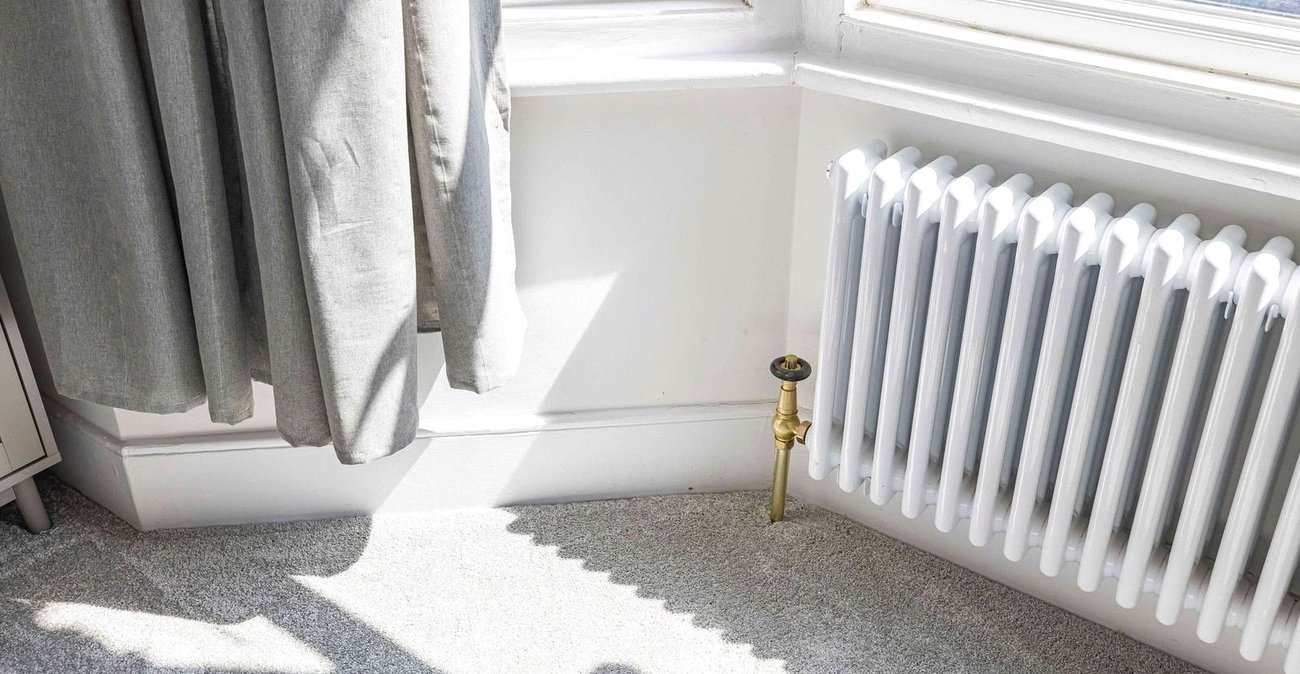 2 bedroom property for sale in London | Robinson Jackson