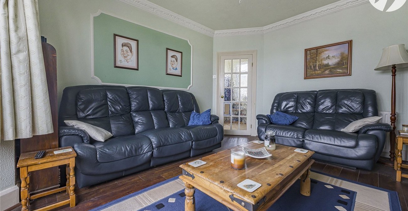 3 bedroom house for sale in Strood | Robinson Michael & Jackson