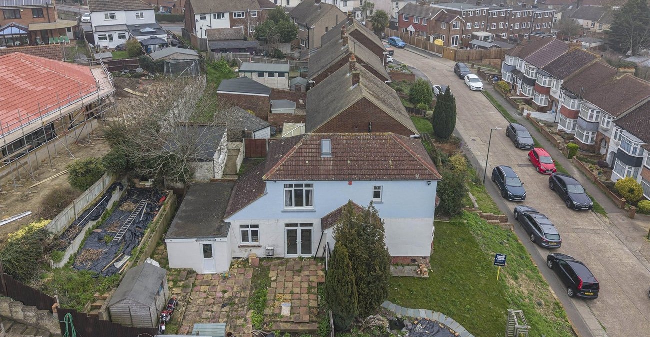 3 bedroom house for sale in Strood | Robinson Michael & Jackson