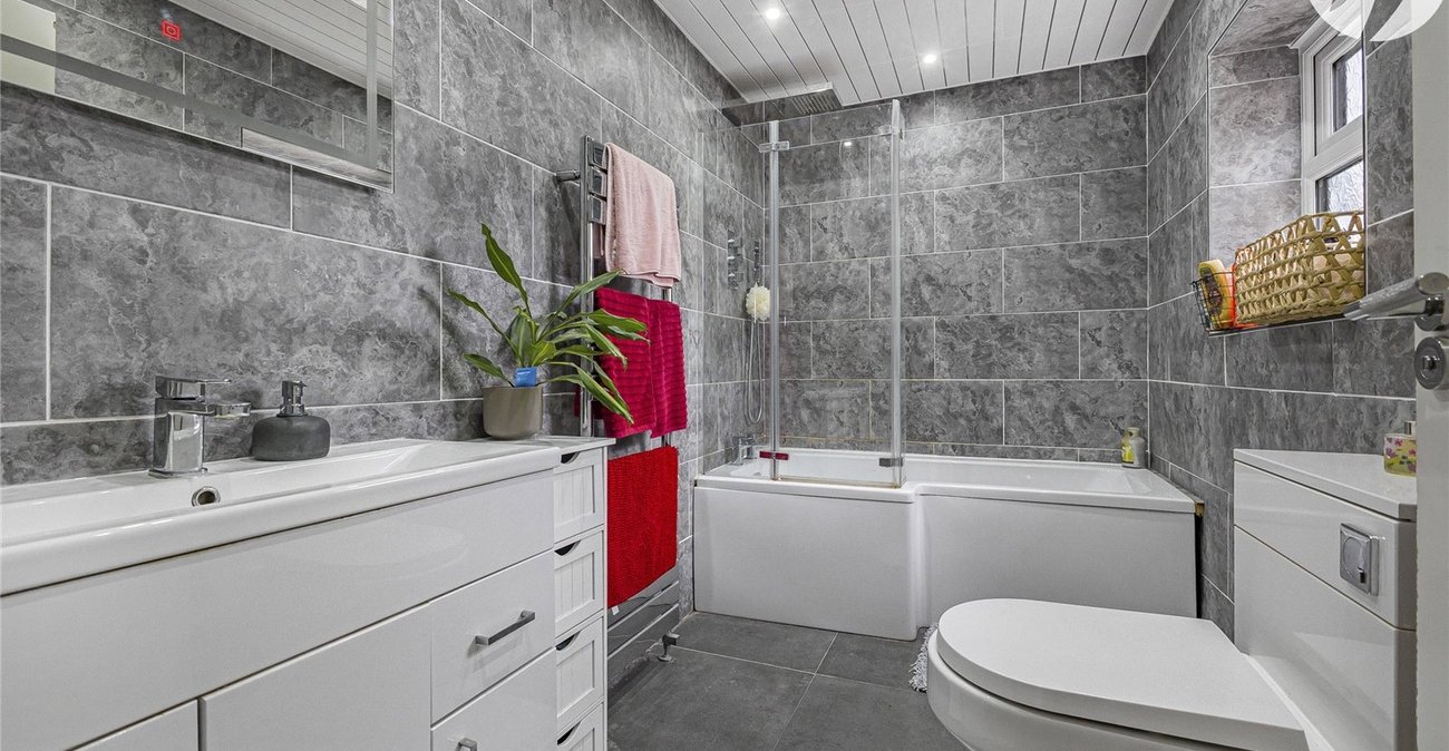 3 bedroom house for sale in Strood | Robinson Michael & Jackson