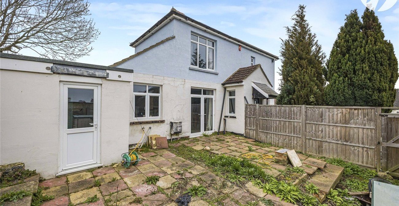 3 bedroom house for sale in Strood | Robinson Michael & Jackson