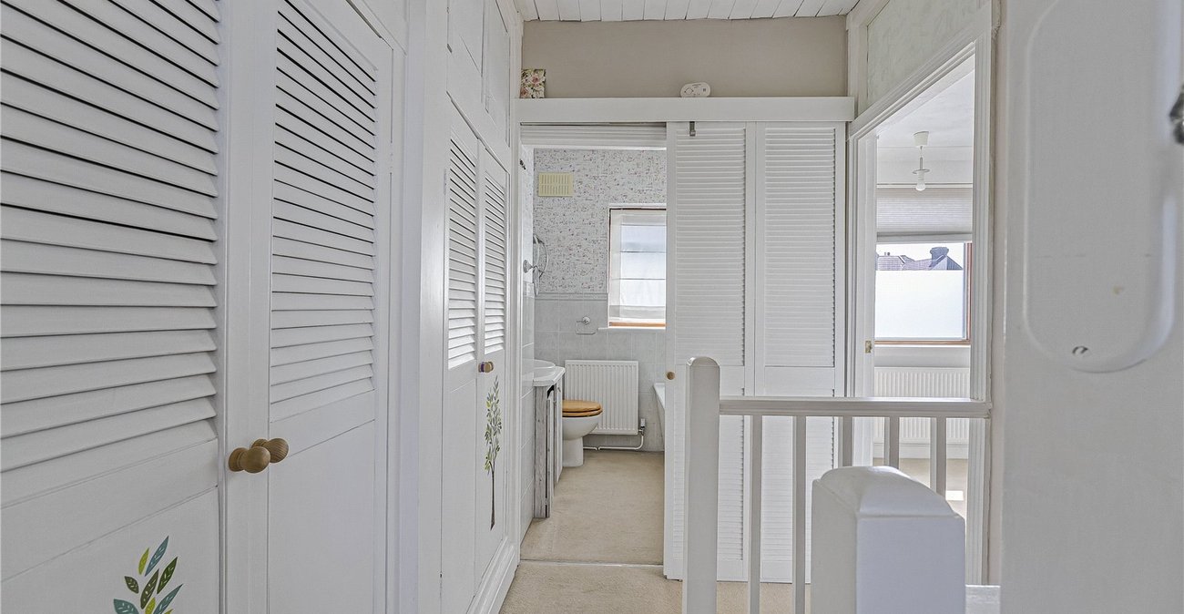 2 bedroom house for sale in Dartford | Robinson Jackson