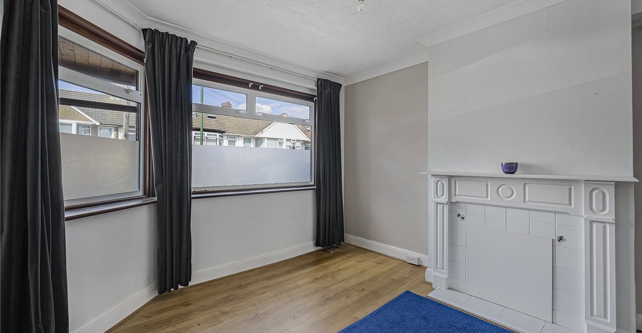 2 bedroom house for sale in Dartford | Robinson Jackson