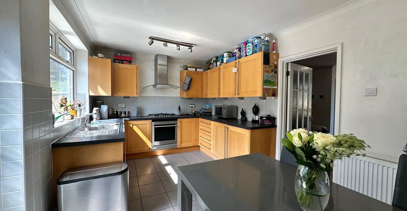 3 bedroom house for sale in Shooters Hill | Robinson Jackson
