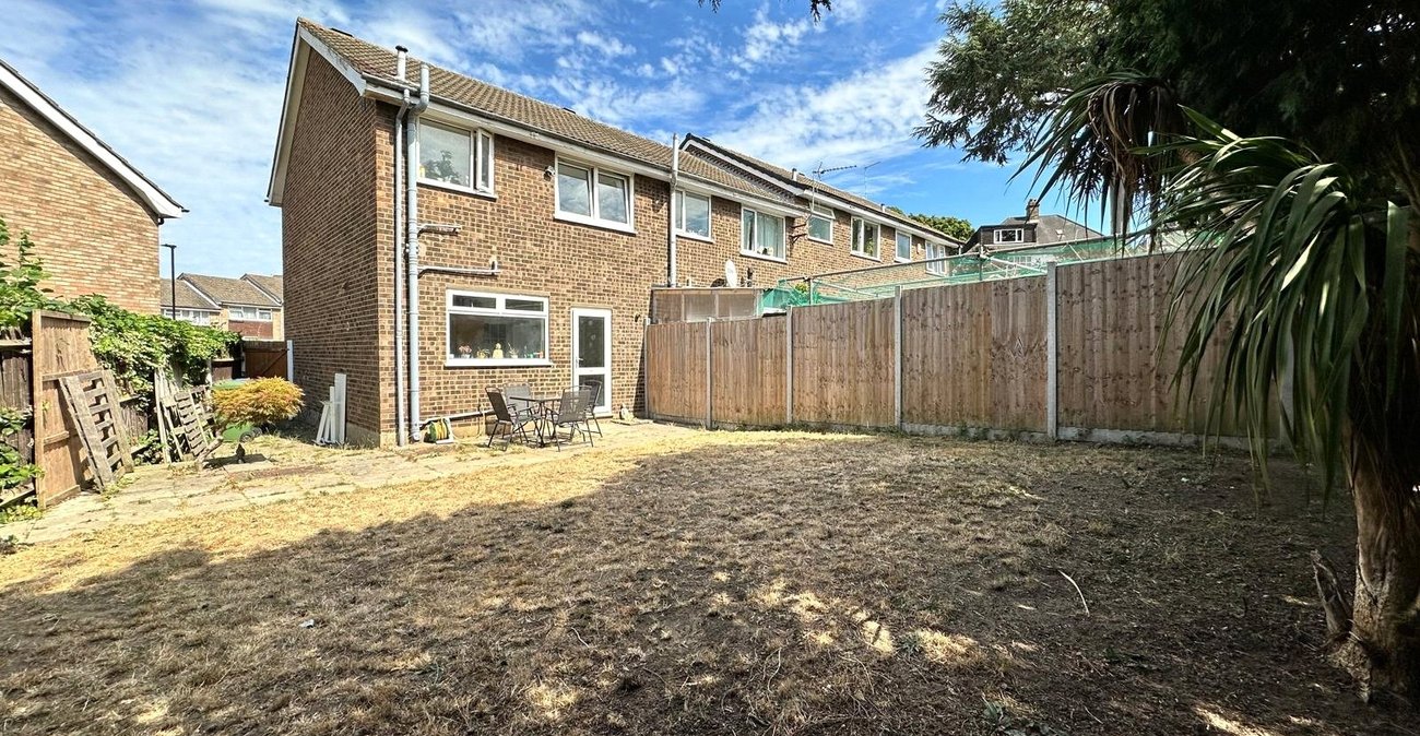 3 bedroom house for sale in Shooters Hill | Robinson Jackson