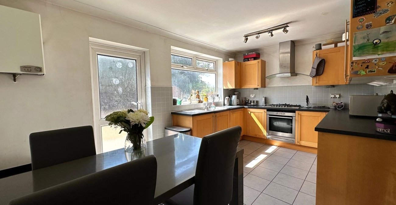 3 bedroom house for sale in Shooters Hill | Robinson Jackson