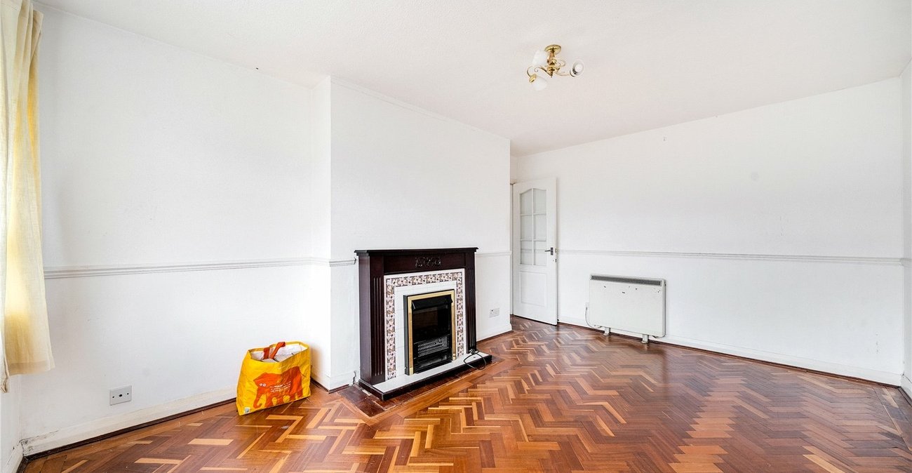 2 bedroom property for sale in  | Robinson Jackson