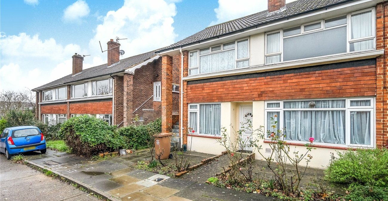 2 bedroom property for sale in  | Robinson Jackson