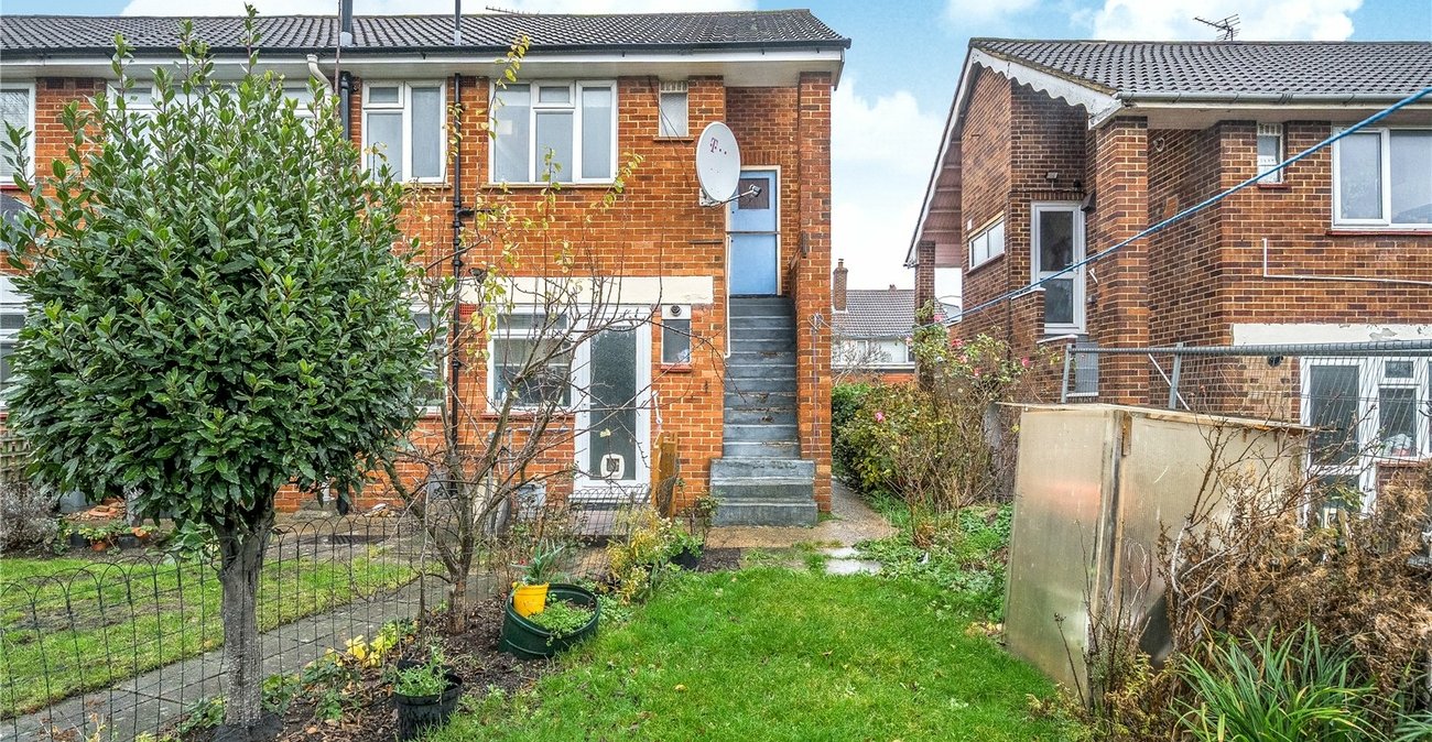 2 bedroom property for sale in  | Robinson Jackson