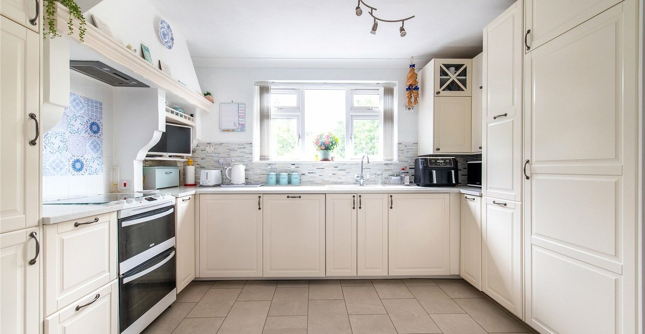 3 bedroom house for sale in Gravesend | Robinson Michael & Jackson