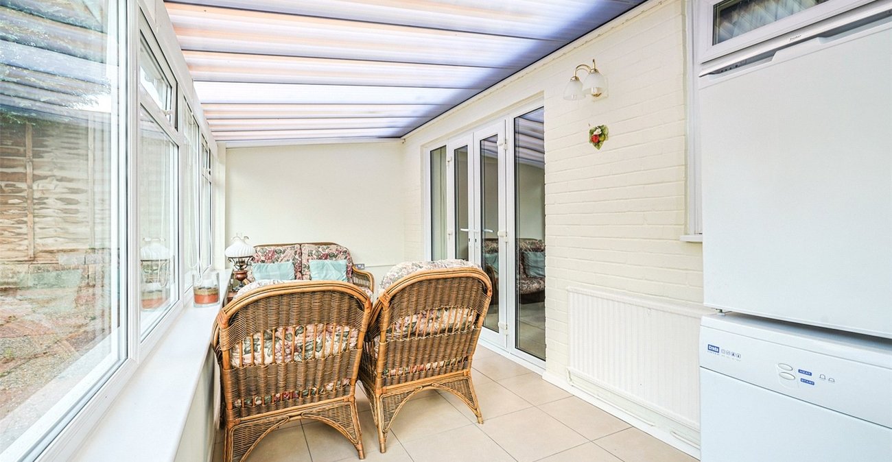 2 bedroom bungalow for sale in Gravesend | Robinson Michael & Jackson