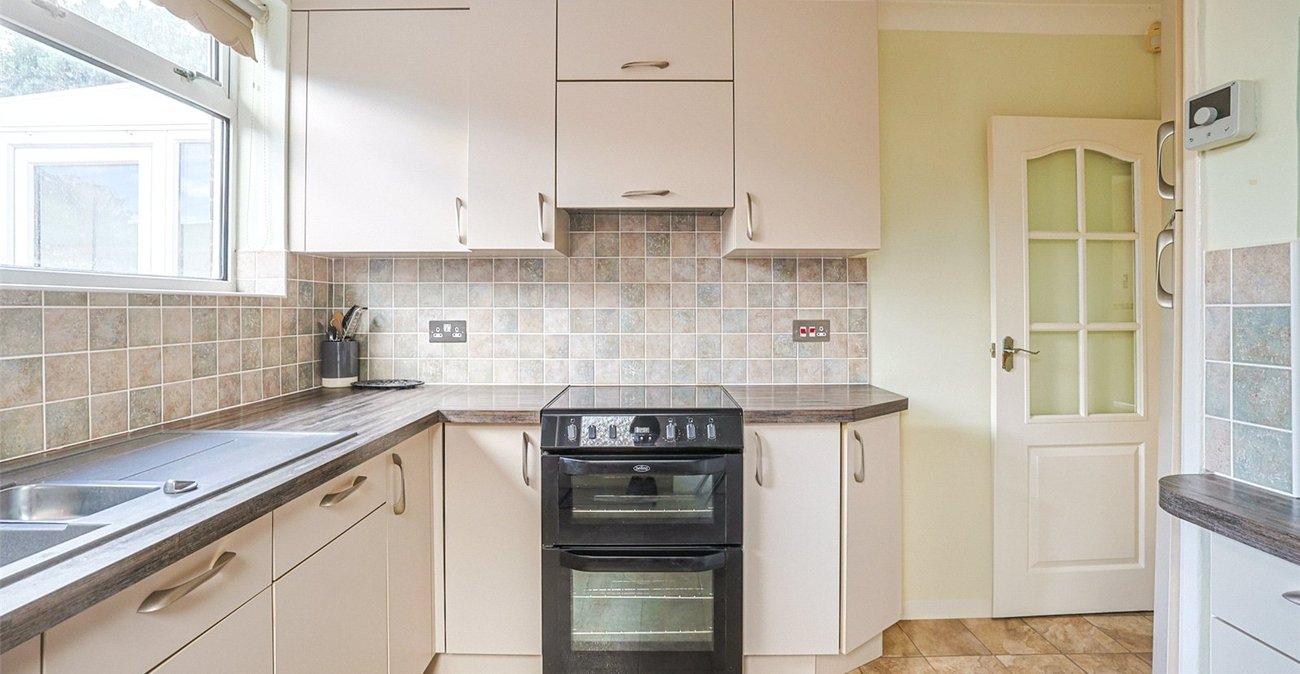 2 bedroom bungalow for sale in Gravesend | Robinson Michael & Jackson
