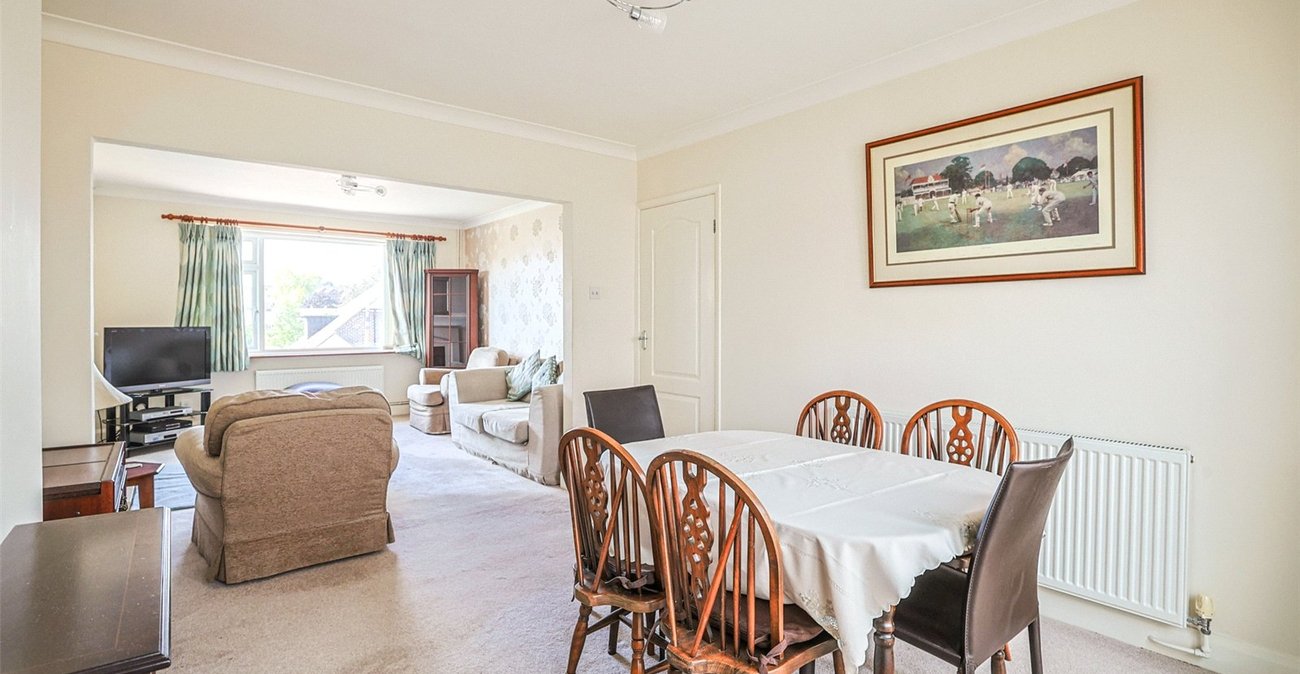2 bedroom bungalow for sale in Gravesend | Robinson Michael & Jackson