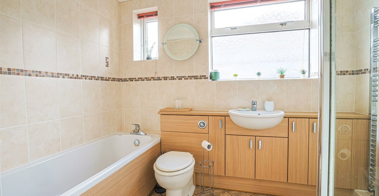 2 bedroom bungalow for sale in Gravesend | Robinson Michael & Jackson